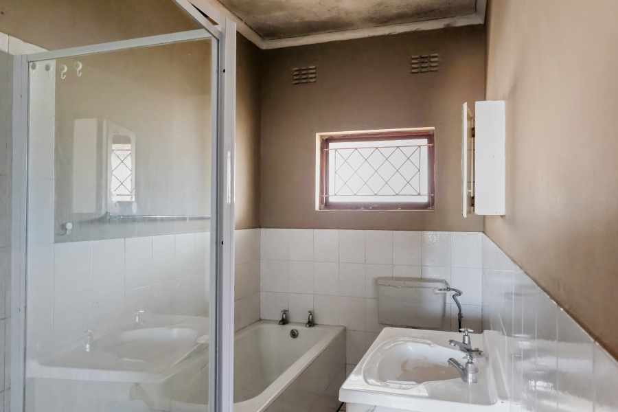 2 Bedroom Property for Sale in Quigney Eastern Cape